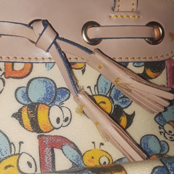 Authentic dooney and bourke bumblebee purse - Picture 3 of 6